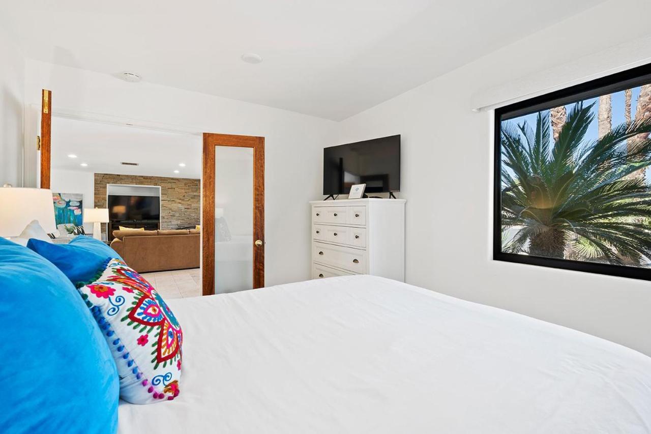 Los Compadres Oasis - 5 Bedroom Palm Springs Exterior photo