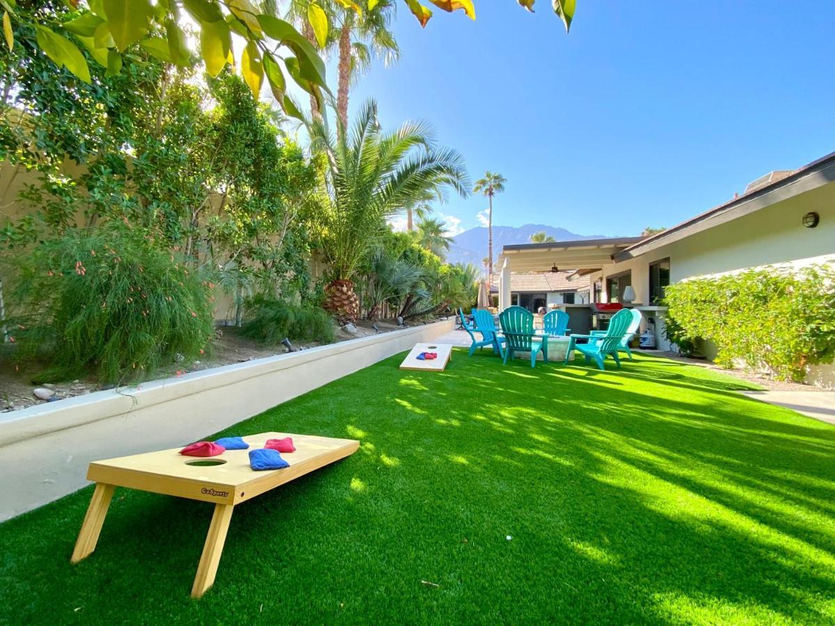 Los Compadres Oasis - 5 Bedroom Palm Springs Exterior photo